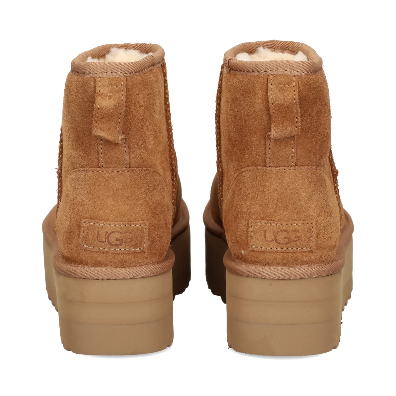 UGG Classic Mini Platform Boot Black — photo 5