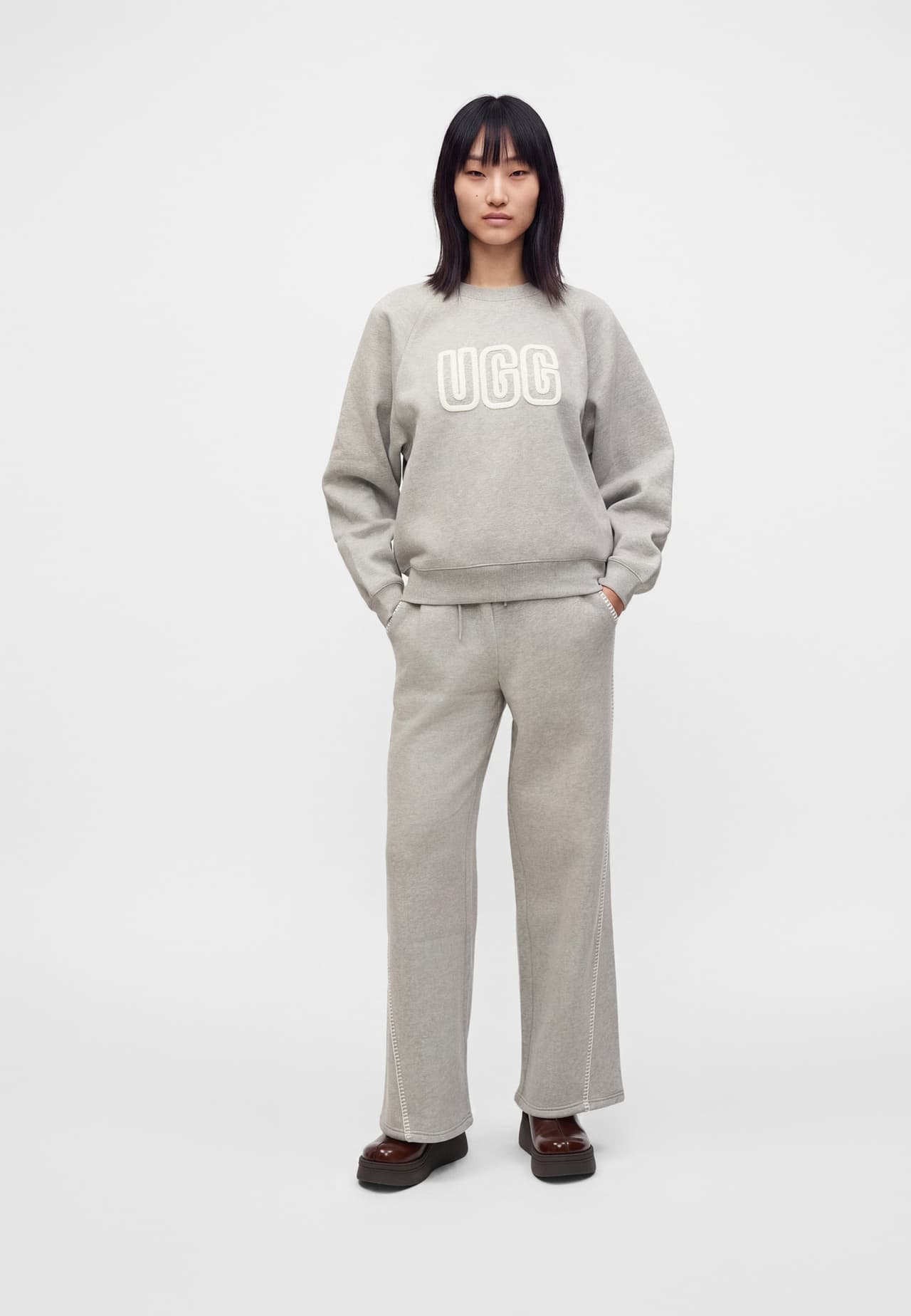 UGG Sweatshirt — photo 5