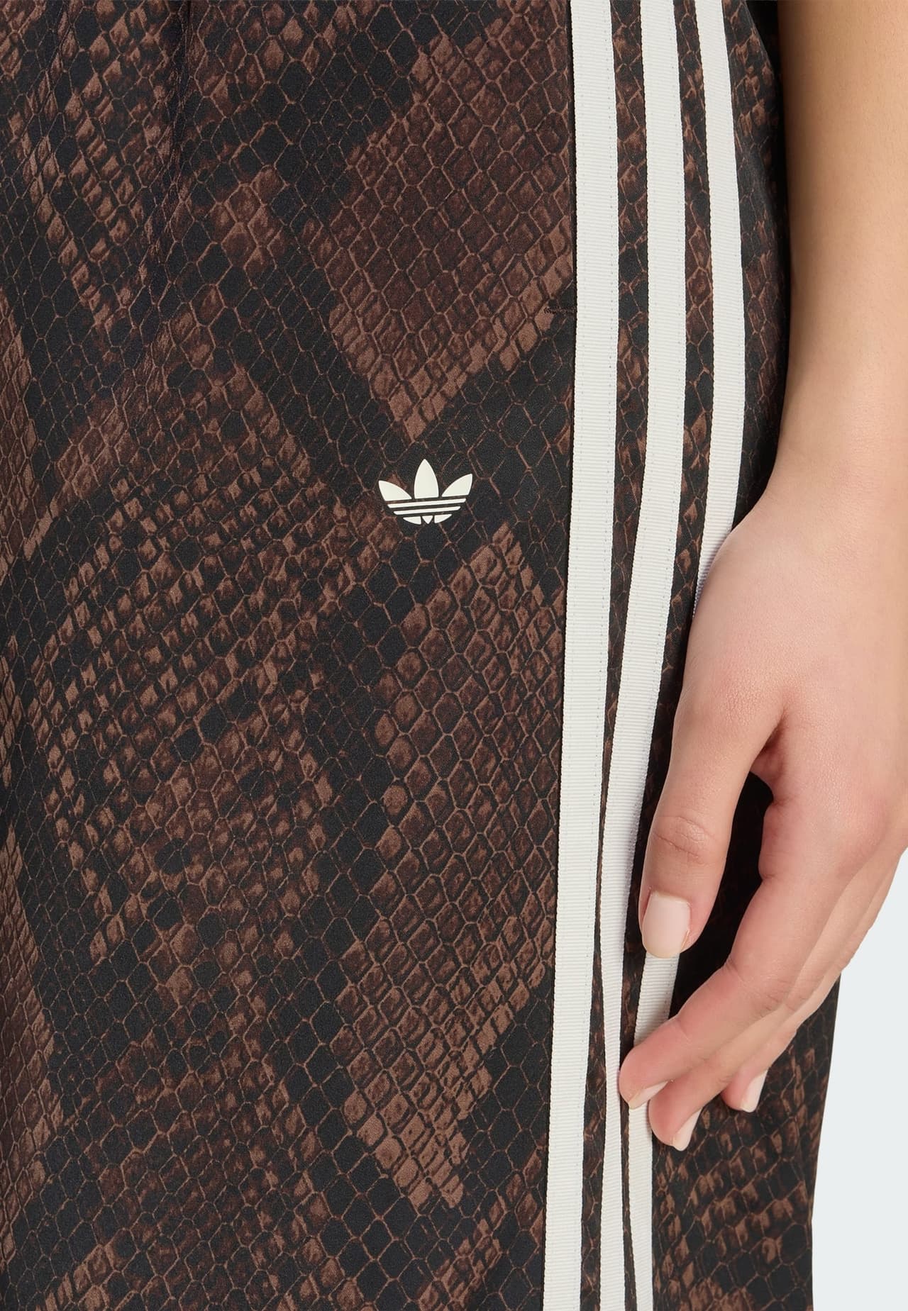 adidas Hose 'SATIN SNAKE PRINT WIDE LEG TRACK' — foto 4