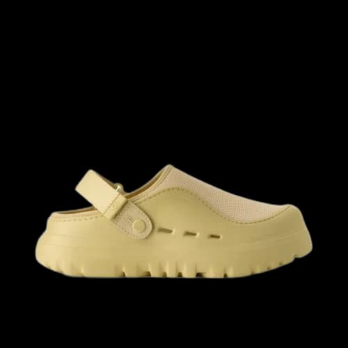 UGG PeakMod Golden Apple