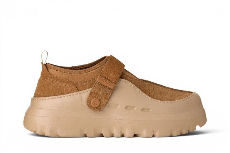 UGG PeakMod Lowcut Chestnut