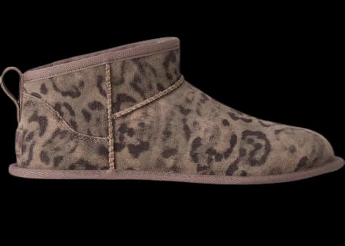 UGG Classic Ultra Mini Spotted Boot Chestnut (Women's)