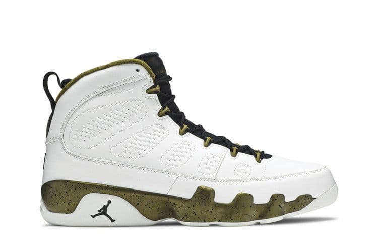 Jordan 9 Retro Statue