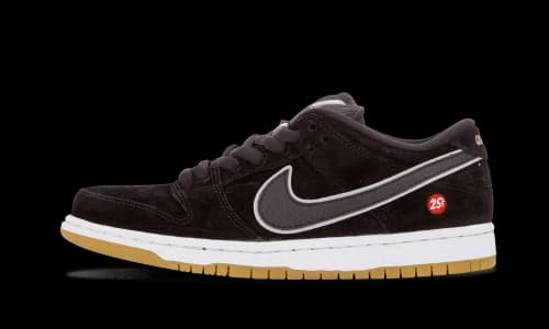 Nike SB Dunk Low Quartersnacks