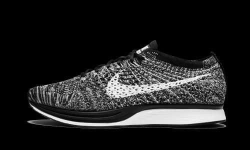 Nike Flyknit Racer Oreo 2