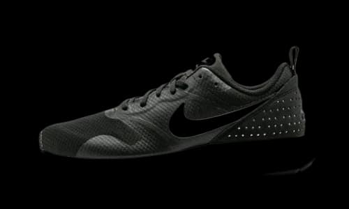 Nike Air Max Tavas Black/White-Black