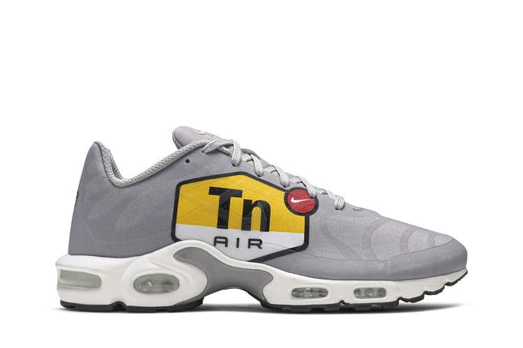 Nike Air Max Plus Big Logo Wolf Grey