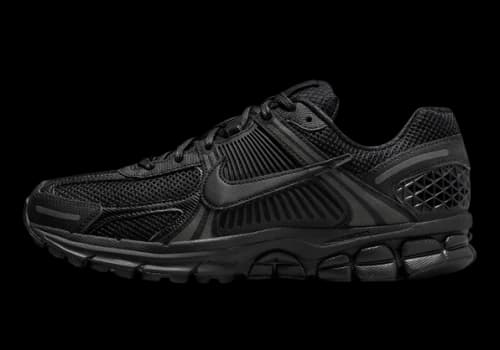 Nike Zoom Vomero 5 Triple Black