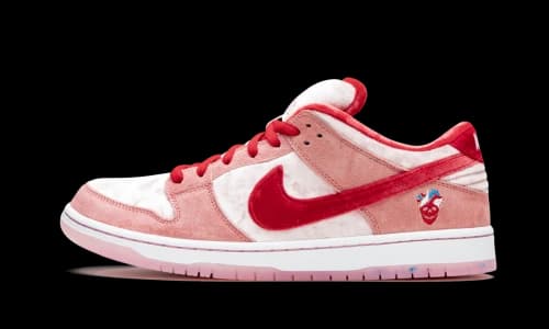 Nike SB Dunk Low StrangeLove Skateboards