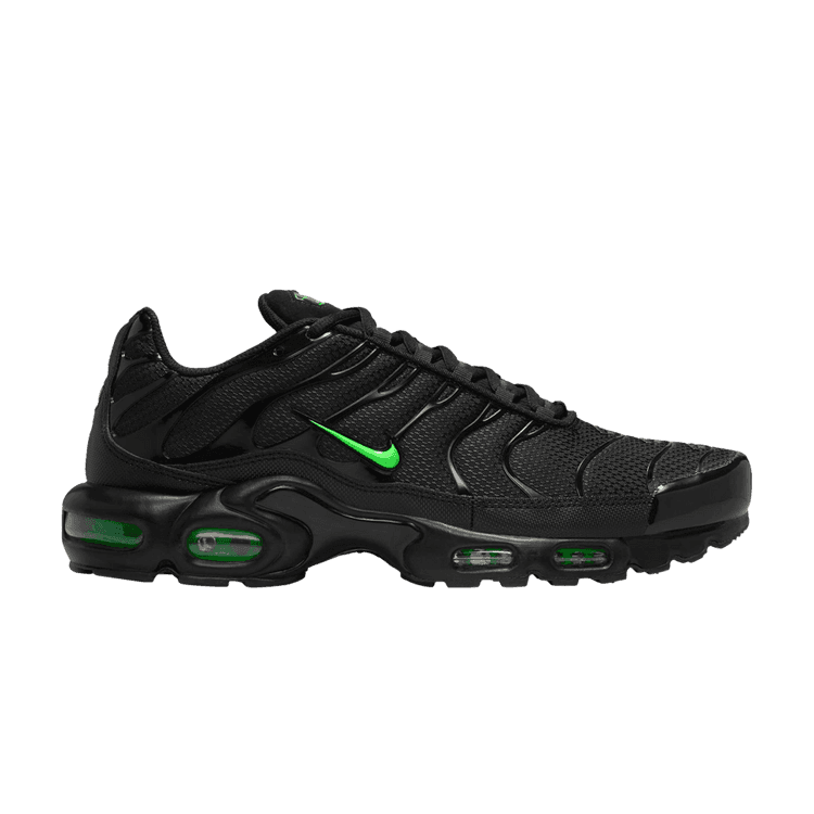 Nike Air Max Plus Black Green Strike