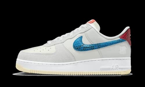 Nike Air Force 1 Low SP Undefeated 5 On It Dunk vs. AF1