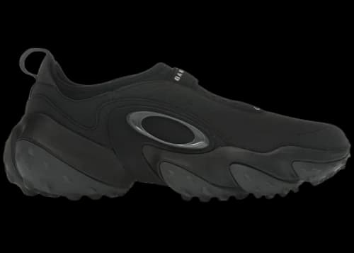 Oakley Edge Icon Slip On Black