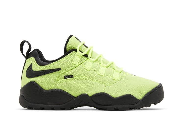 Nike SB Darwin Low Supreme Volt