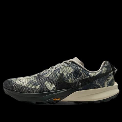 Nike Kiger 10 'Spruce Mist'