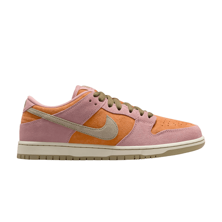 Nike SB Dunk Low Red Stardust