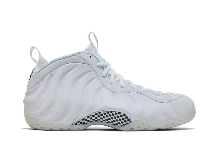 Nike Air Foamposite One Triple White