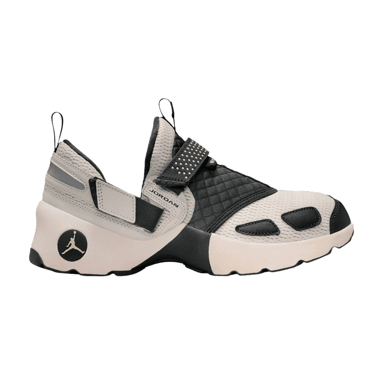 Jordan Trunner LX Light Orewood Brown (Women's)