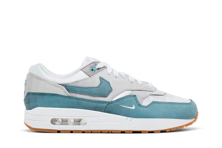 Nike Air Max 1 .SWOOSH Low Poly Adventure