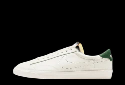 Nike Tennis Classic Sail Fir Team Orange