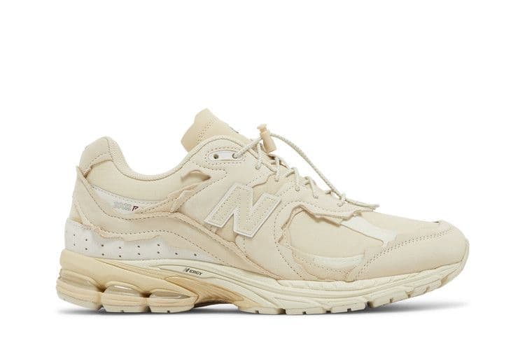New Balance 2002R Protection Pack Sandstone