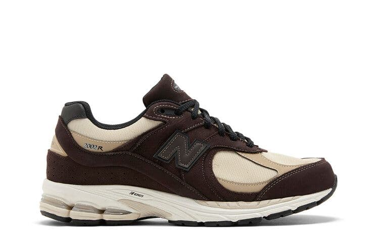 New Balance 2002R Gore-Tex Black Coffee