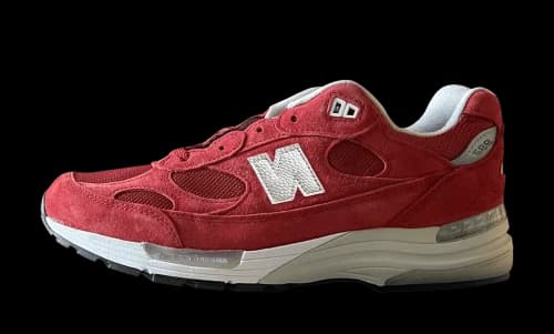 New Balance 992 Kith Kithmas Red