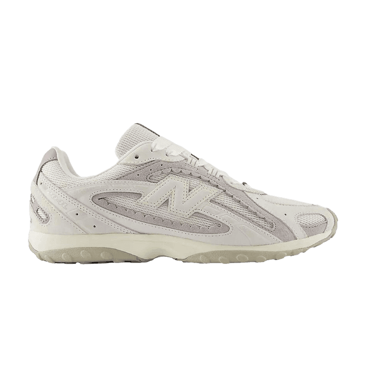 New Balance 204L Reflection