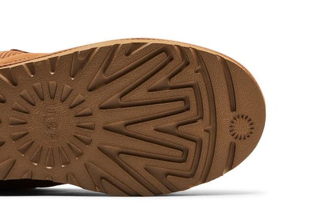 UGG Lowmel Chestnut (Women's) 5