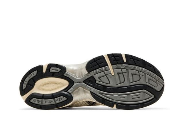 ASICS Gel-1130 Cream Clay Grey (Women's) 4