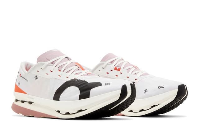 On Running Cloudboom Echo 3 White Flame 8