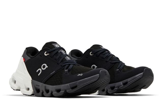 Wmns Cloudflyer 4 'Black White' 9