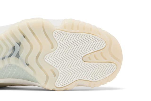 Jordan 11 Retro Grand Finale (Women's) 9