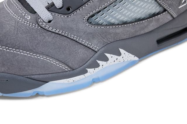 Jordan 5 Retro Wolf Grey (2026) 12