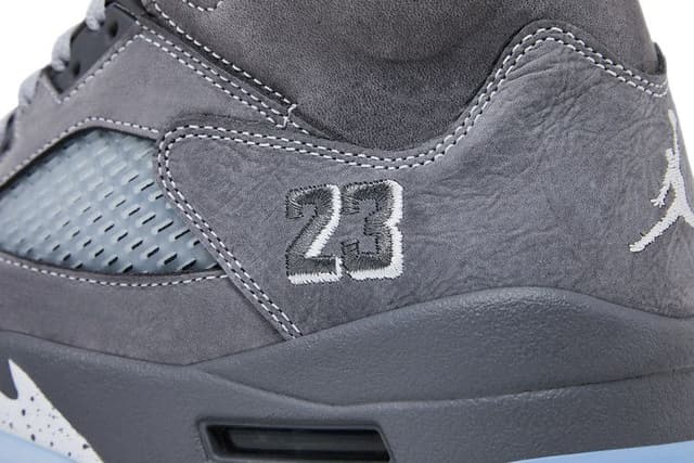 Jordan 5 Retro Wolf Grey (2026) 13