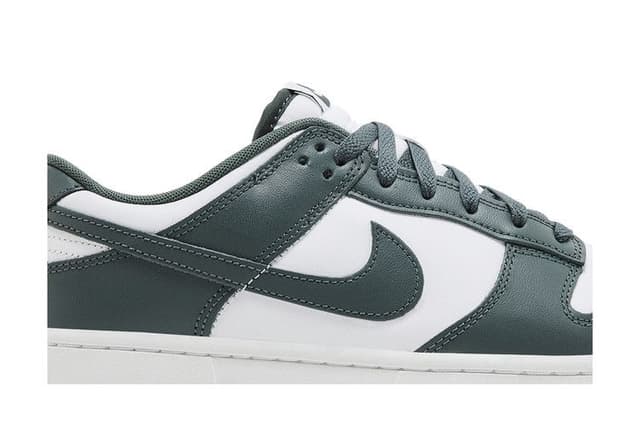 Nike Dunk Low Vintage Green 2