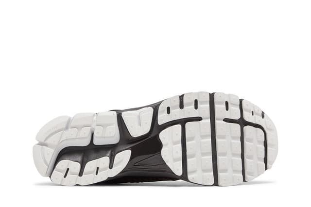 Nike Zoom Vomero 5 Velvet Brown 4