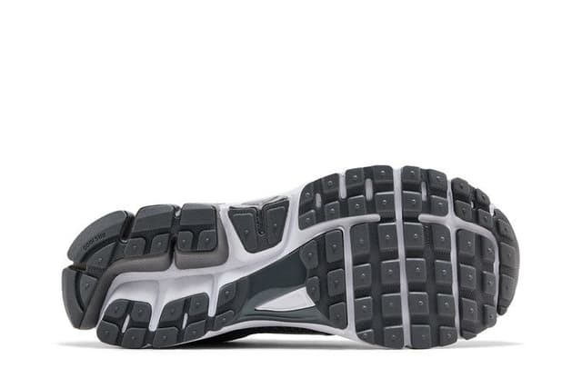 Nike Zoom Vomero 5 Cool Grey Wolf Grey 5