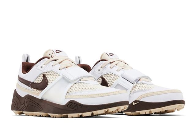 Nike Zoom Field Jaxx Travis Scott Light Chocolate 19
