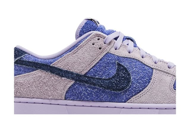 Nike Dunk Low SE Hydrangeas (Women's) 2