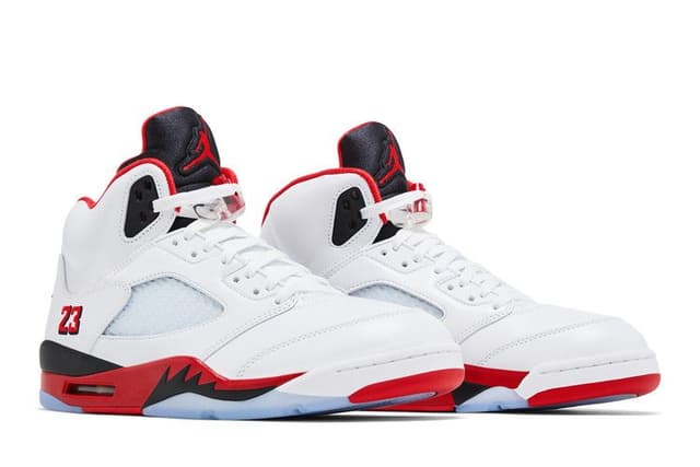 Jordan 5 Retro Fire Red Black Tongue (2025) 9