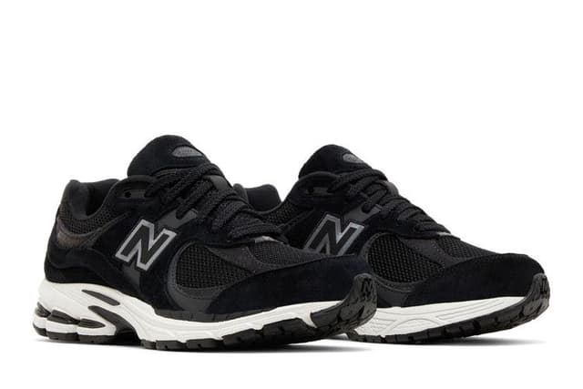 New Balance 2002R Black Gunmetal 8