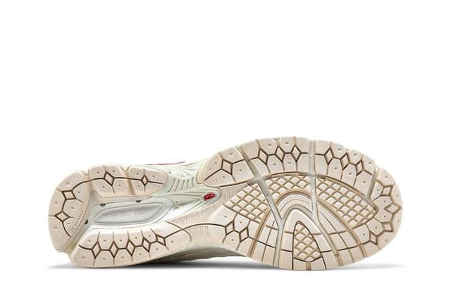 New Balance 2002R Protection Pack Sea Salt 4