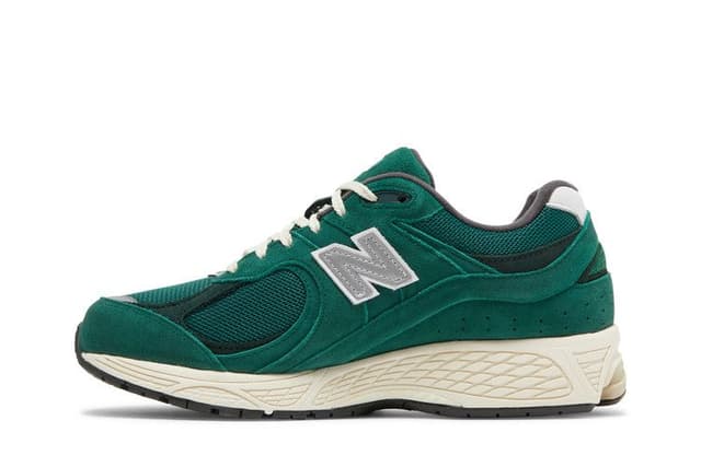 New Balance 2002R Nightwatch Green 3