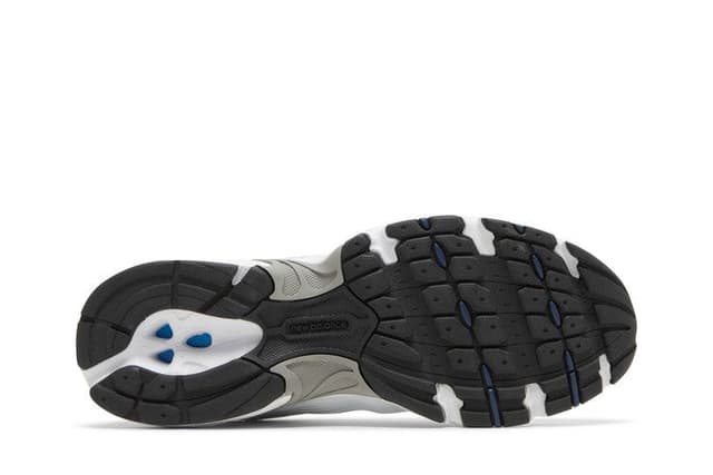 New Balance 530 White Silver Navy 4