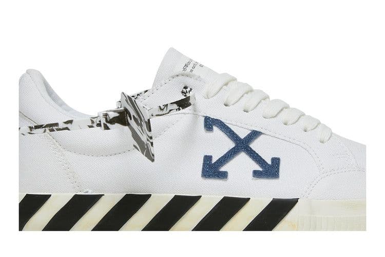 OFF-WHITE Vulc Low Navy Arrow — Off-white en Ibiza