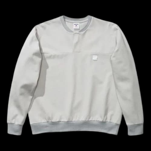 UNDEFEATED Track Crewneck Long Sleeves Gray