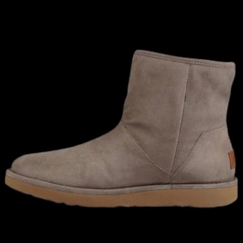UGG Kip Classic (Women's)