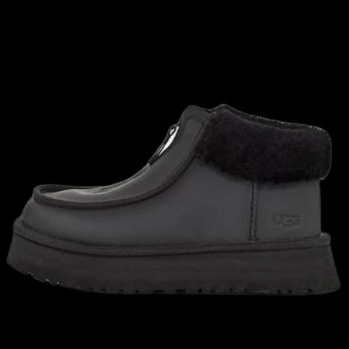 UGG Funkette Boot 'Black' (Women's)