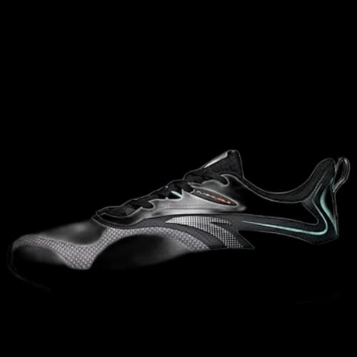ANTA Run Collection 'White Black Green'