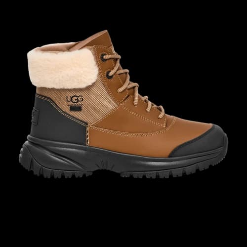 UGG Yose Fluff V2 Boot 'Chestnut' (Women's)